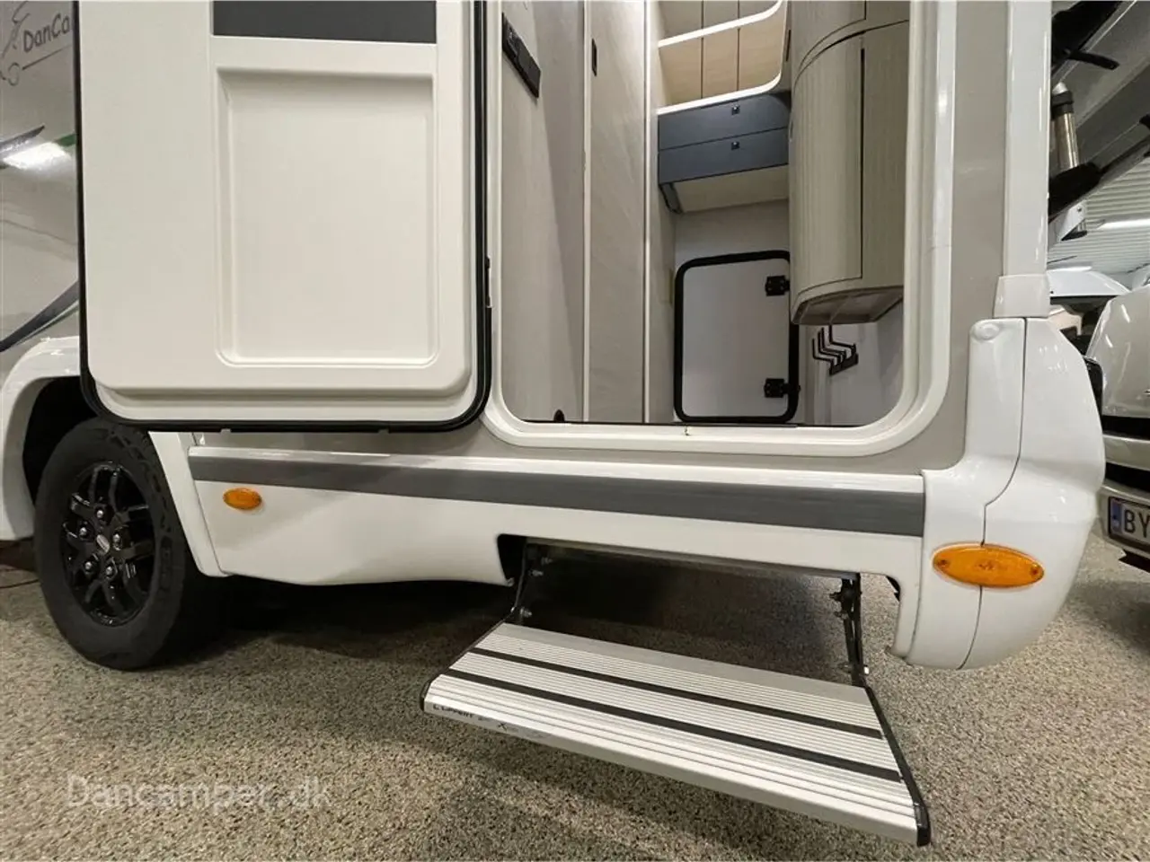Billede 32 - 2024 - Chausson 660 Titanium ULTIMATE UNDER KLARGØRING! Chausson 660 Titanium ULTIMATE, Elcykelholder, Lithiumbatterier, Induktionsplade, 3000W inverter