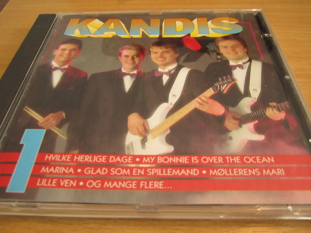 Billede 3 - KANDIS Live. 3 x Cd.