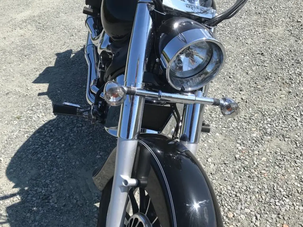 Billede 3 - God velkørende custom med lav. KM