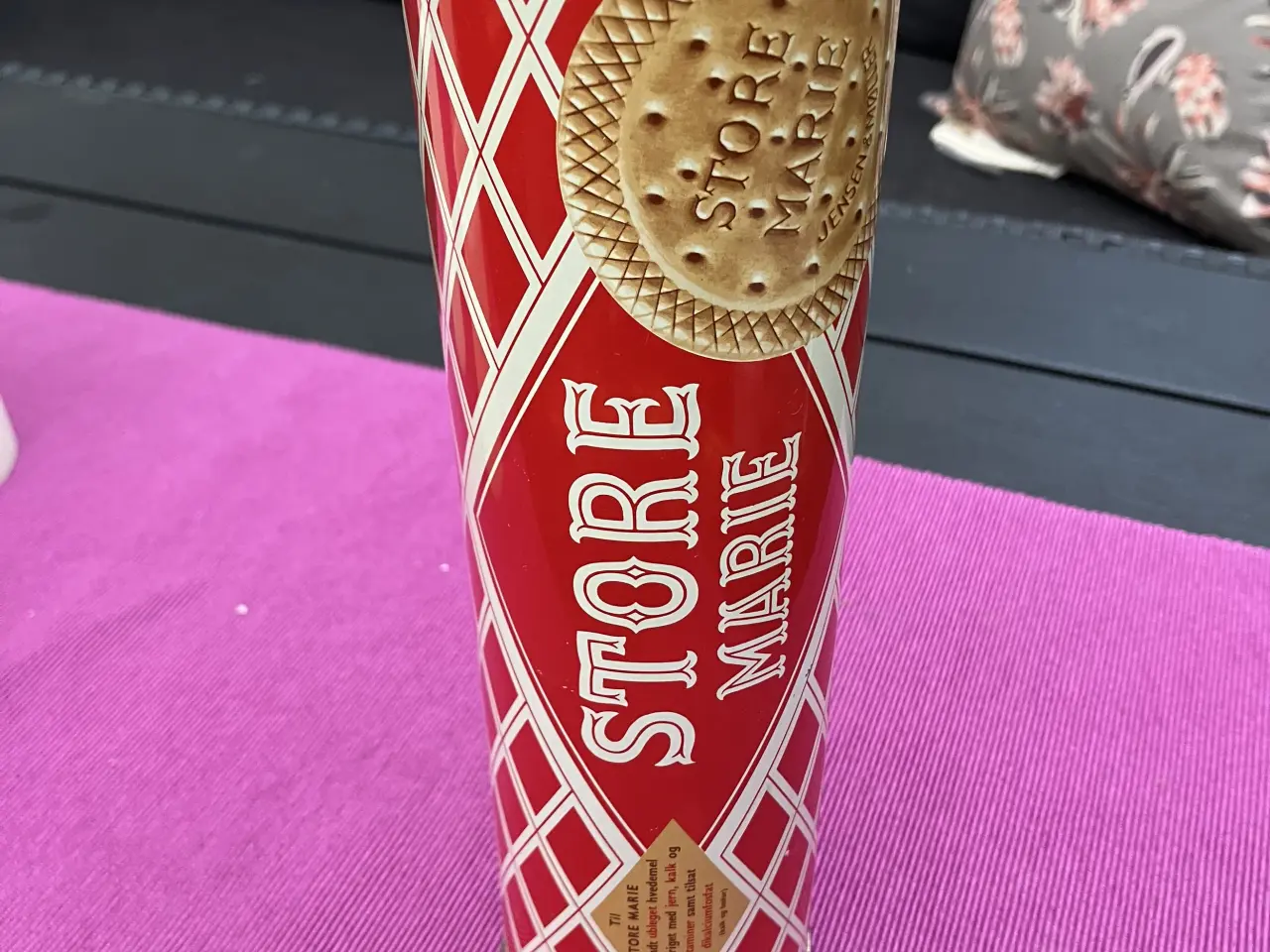 Billede 1 - Antik dåse med "Store Marie" kiks