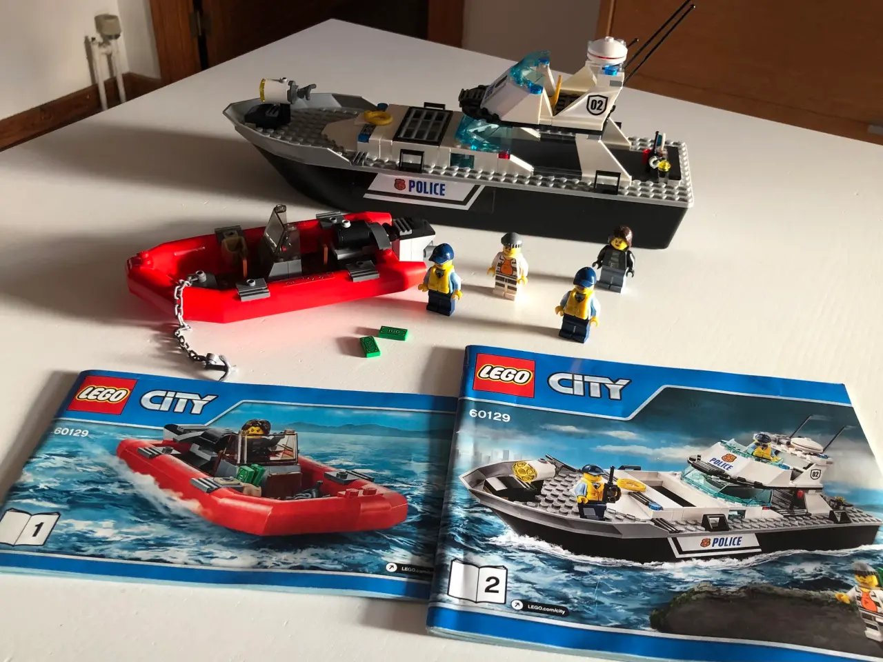 Billede 1 - Lego City: Politiets Patruljebåd (60129)