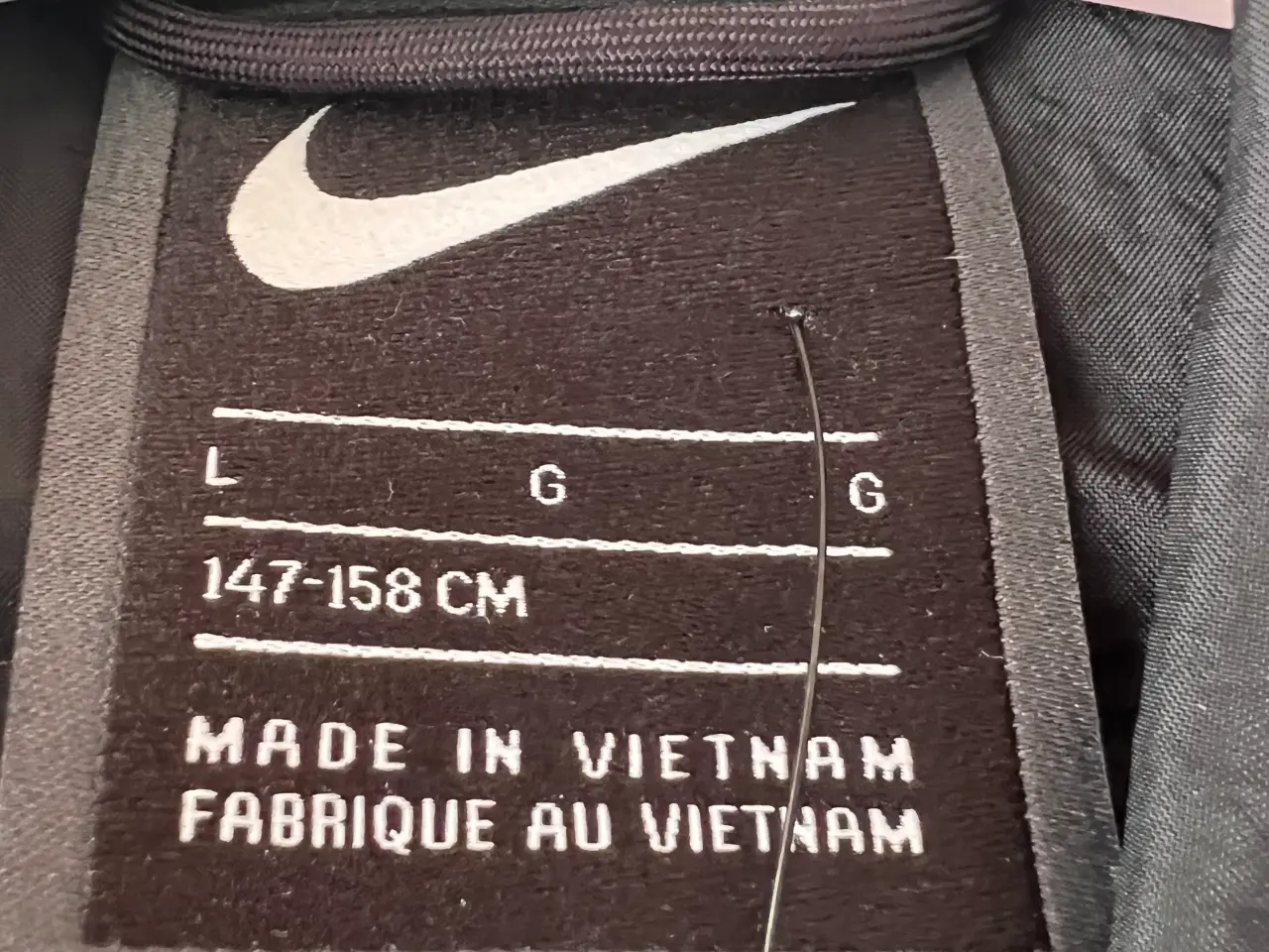 Billede 9 - NY Sort Nike Tech Pack Jakke. (Str. L/147-158 Cm.)