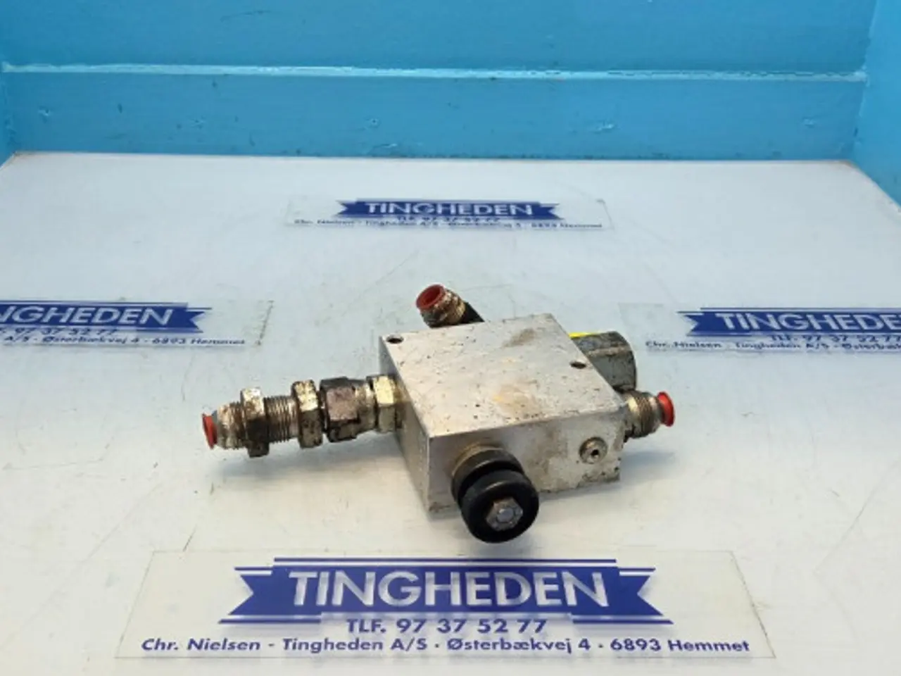 Billede 1 - Terragator 3104 Hydraulikventil AG123703