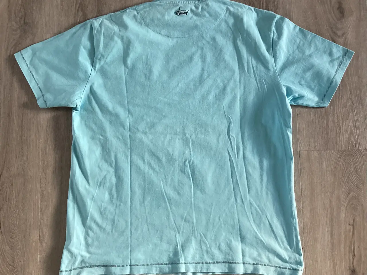 Billede 2 - Blå T-shirt str. XXL fra Huzar Jeans