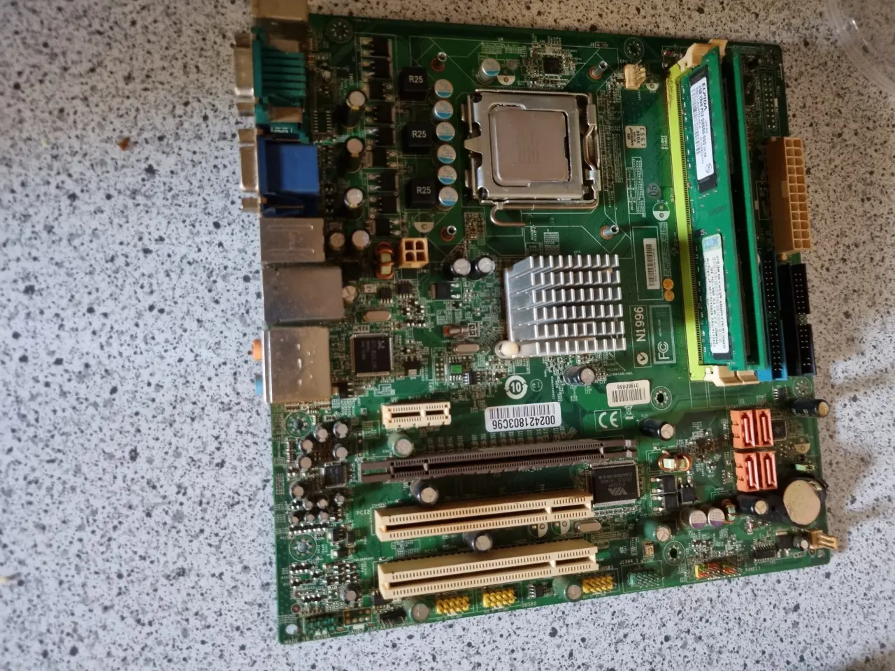 Billede 1 - Bundkort Acer m3641tilbehør
