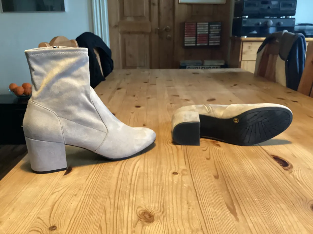 Billede 4 - Støvler, Sandaler, Sko, Kondisko STR 41