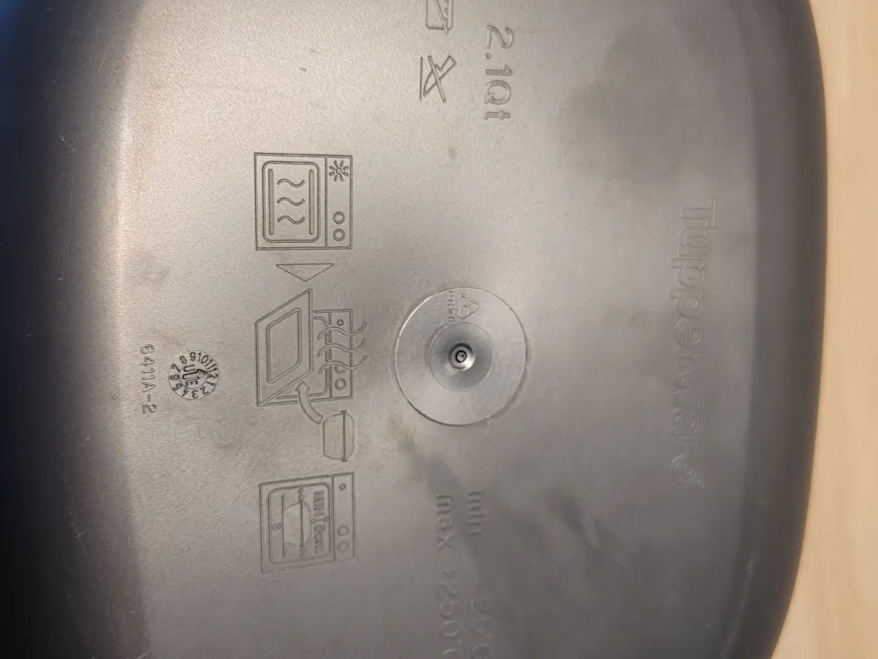 Billede 4 - Tupperware 2 L. stegeso/ ildfast fad med låg