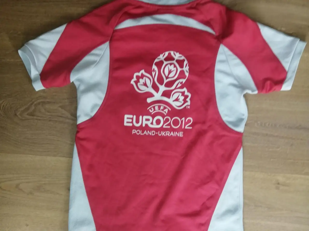 Billede 4 - EURO 2012 DANMARK FAN TSHIRT, STR. 10-12 ÅR, FLOT