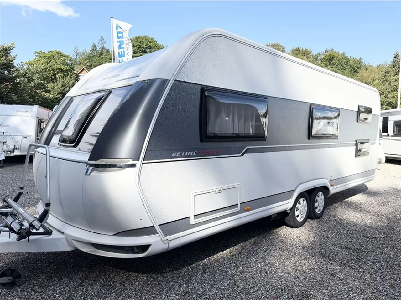 Billede 4 - 2020 - Hobby De Luxe Edition 650 KMFe Franskseng-Køjer-Gulvtemp.-Mover-Telt