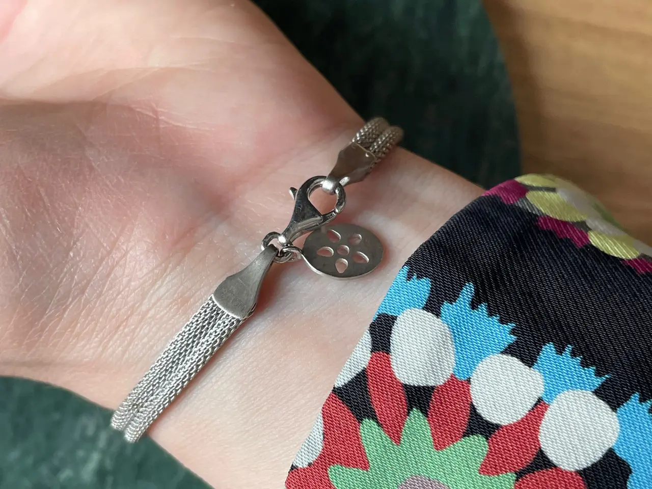 Billede 10 - ByBiehl armbånd med vedhæng