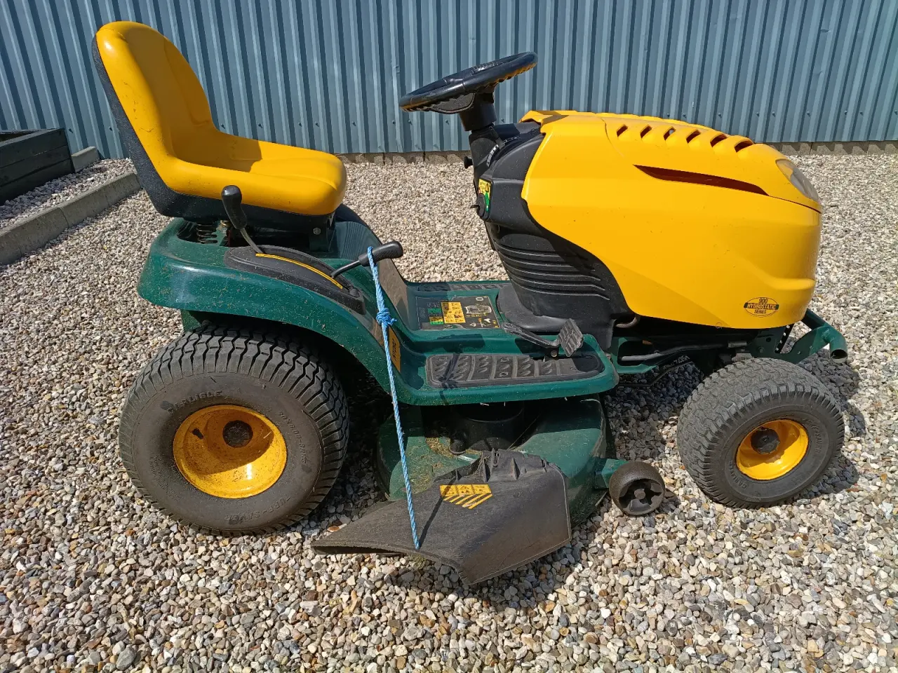Billede 4 - Flot køreklar 42" Yard-Man Havetraktor 