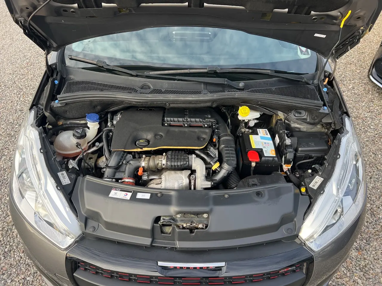 Billede 9 - Peugeot 208 1,6 BlueHDi 100 GT Line Sky