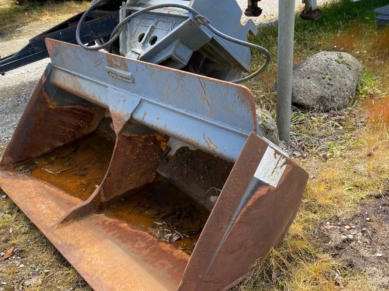 Billede 1 - Hydraulisk tiltbar planerskovl med Volvo S60 fæste 2 Meter