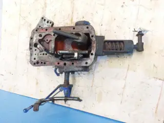 Ford 4000 Liftdæksel