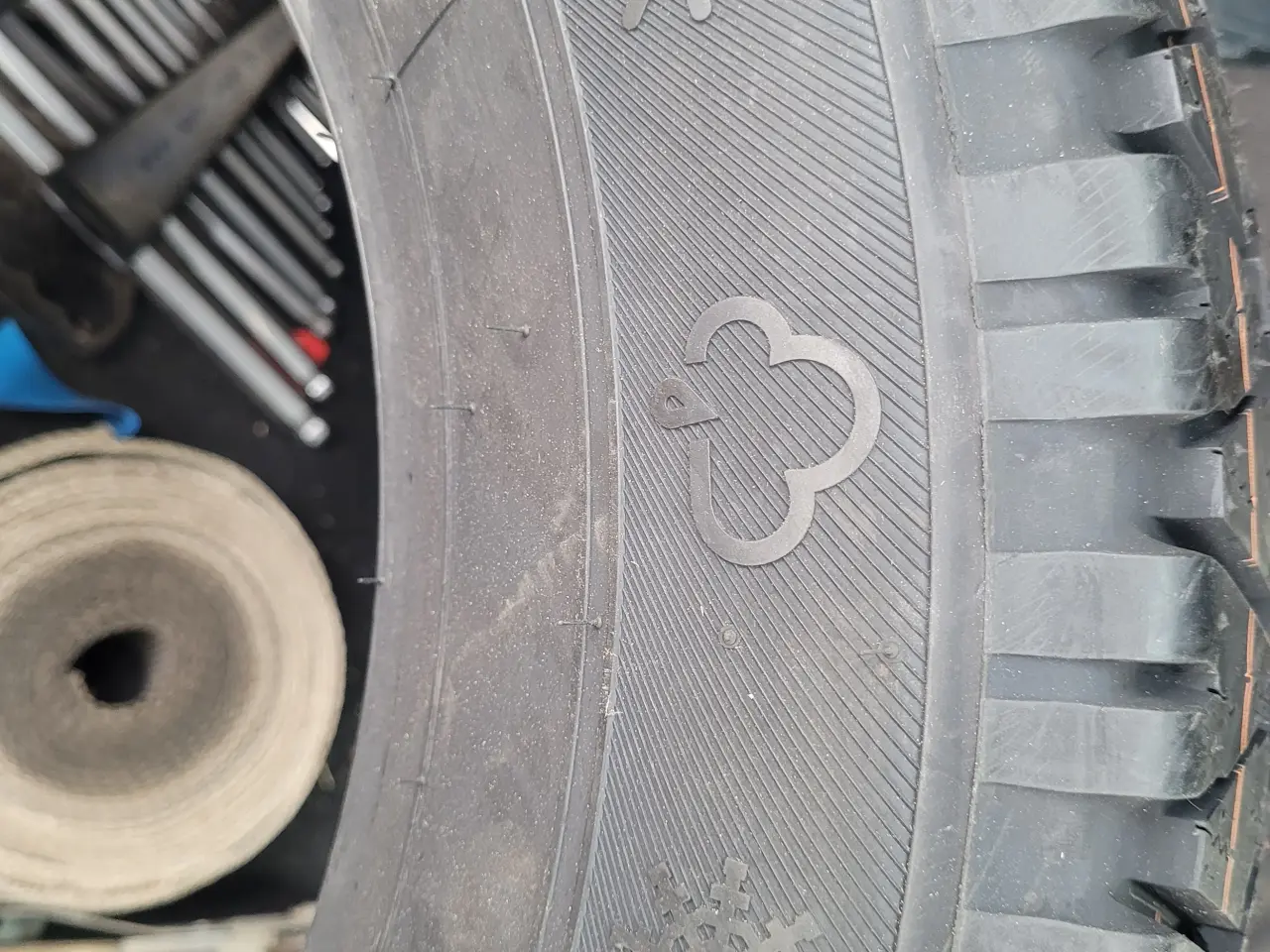 Billede 3 - 225/65 R 16 c