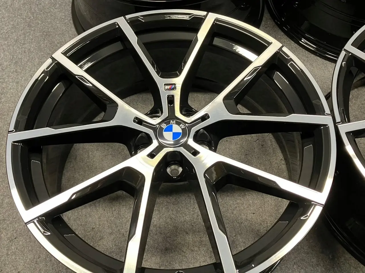Billede 4 - ALUFÆLGE BMW 8 G14 G15 G16 728M 20"