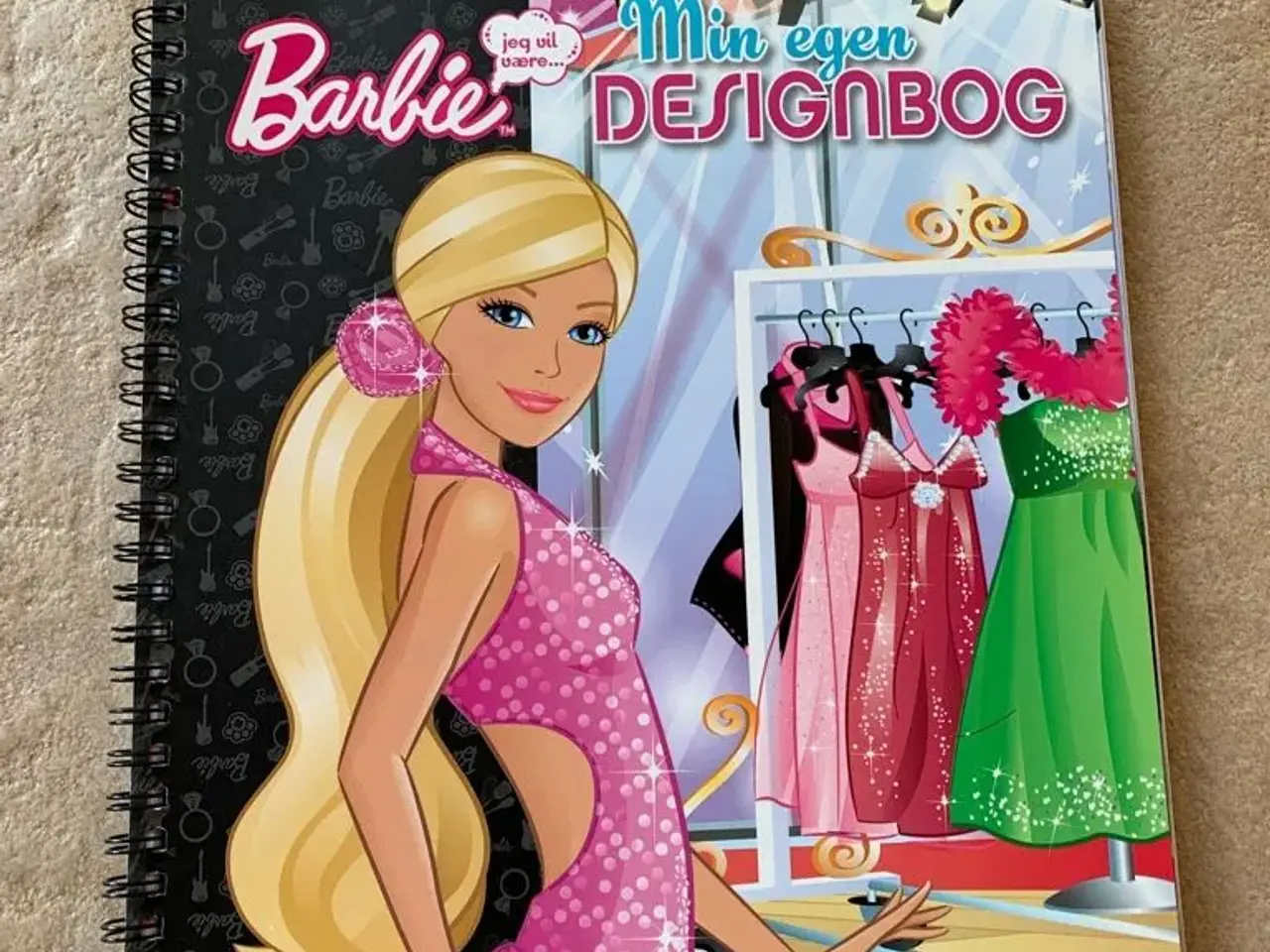 Billede 1 - Barbie min egen designbog