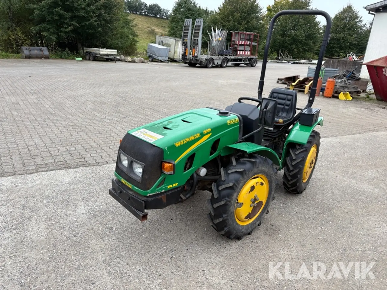 Billede 1 - Traktor Ferrari Vipar 30