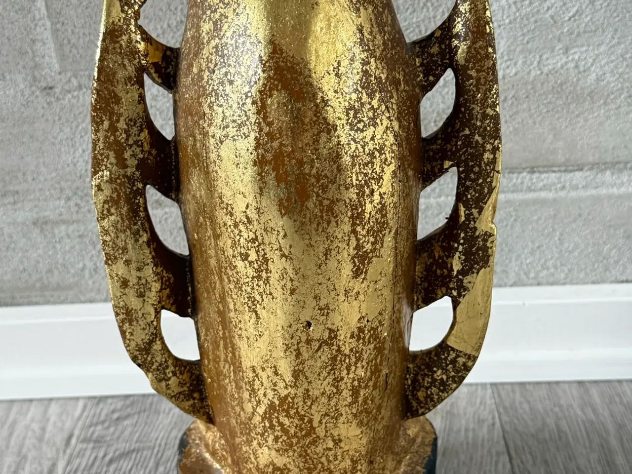 Billede 10 - Smuk 56 cm guld Buddha i massivt træ.