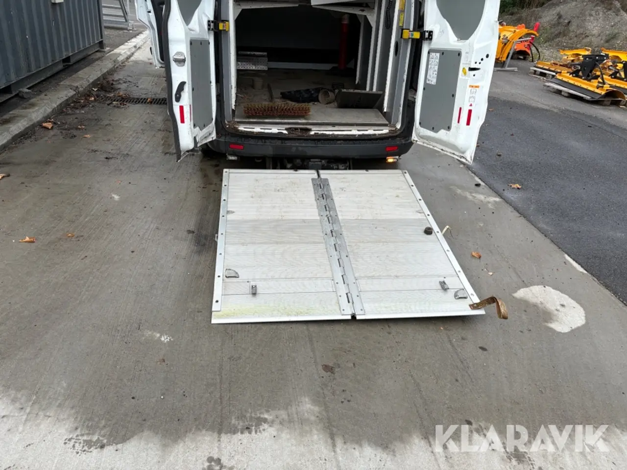 Billede 4 - Varevogn Ford Transit Custom 2.2 TDCi 125 hk 310 L2 med lift