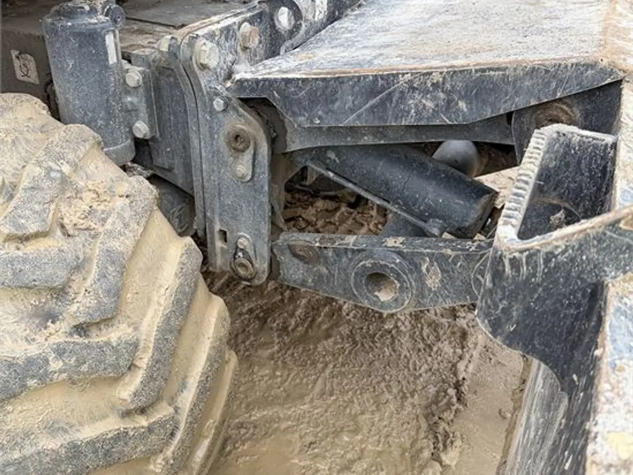 Billede 55 - Hydrema MX16 - 17 ton - Engcon Rotortilt