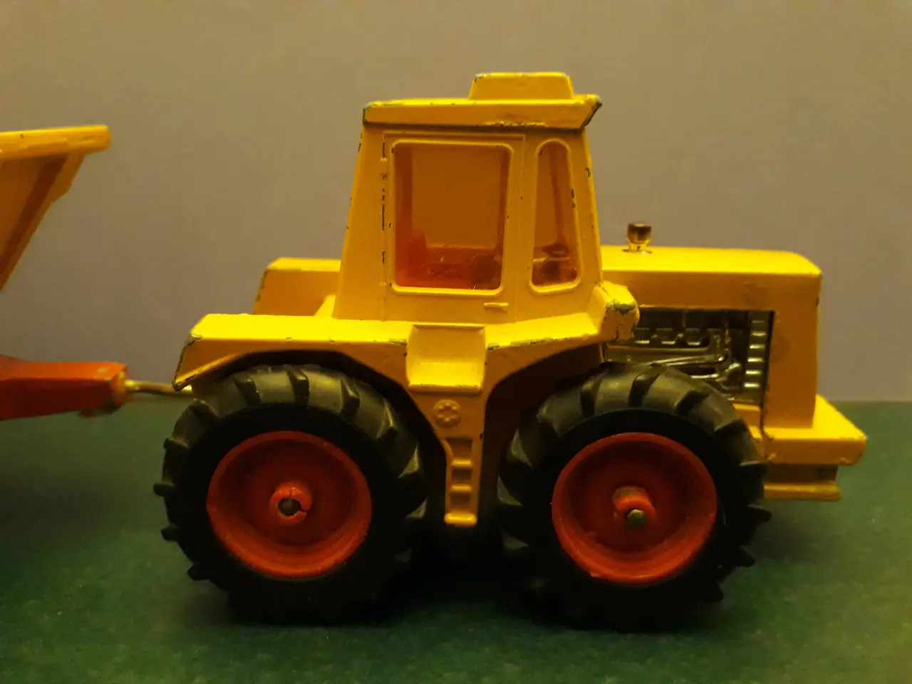 Billede 3 - Matchbox Muir-Hill Traktor med Tiptrailer