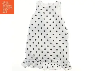 Prikket kjole med flæser fra Zara (str. 140)