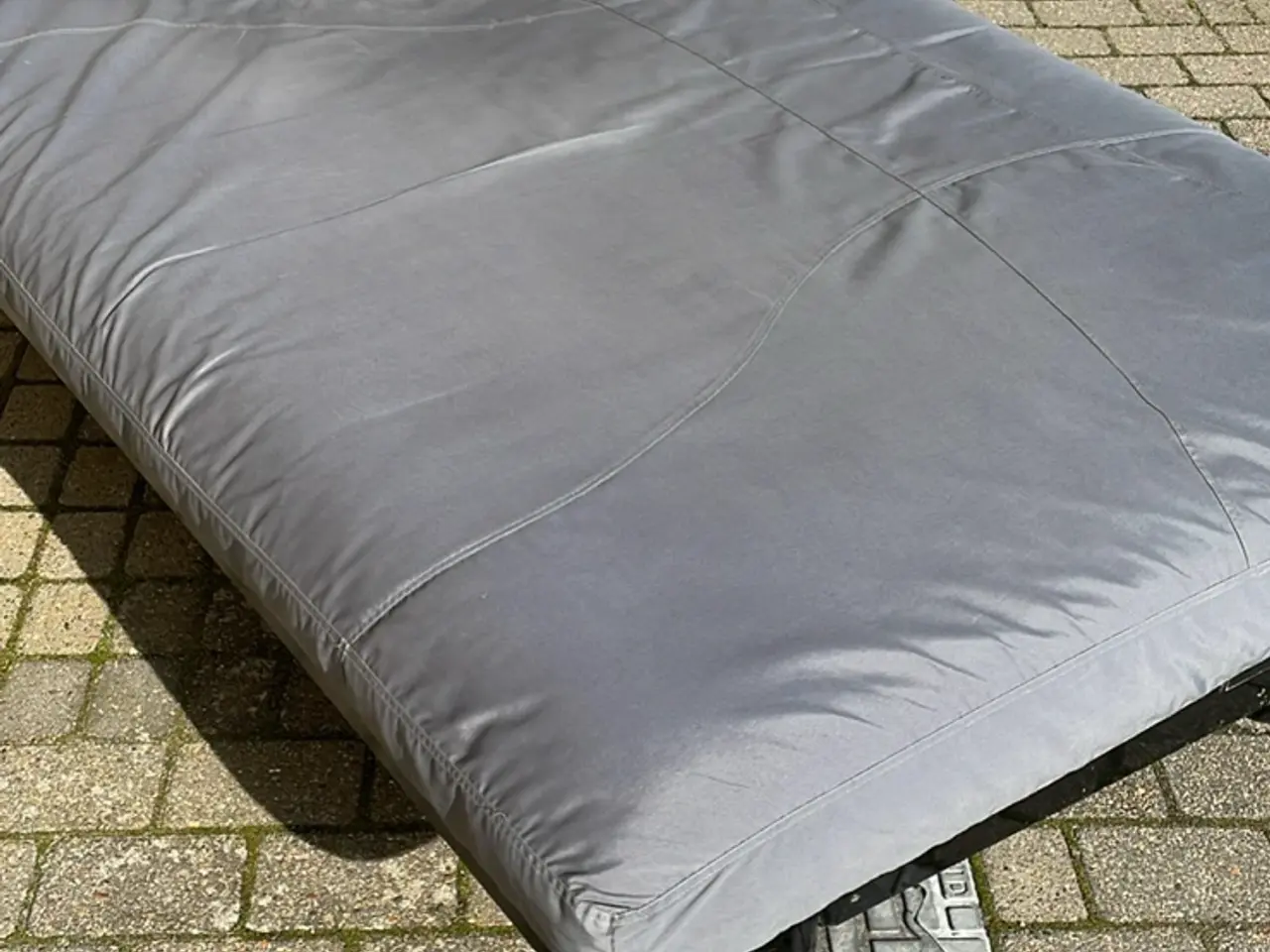 Billede 3 - Seng som foto. Kan også anvendes som sofa