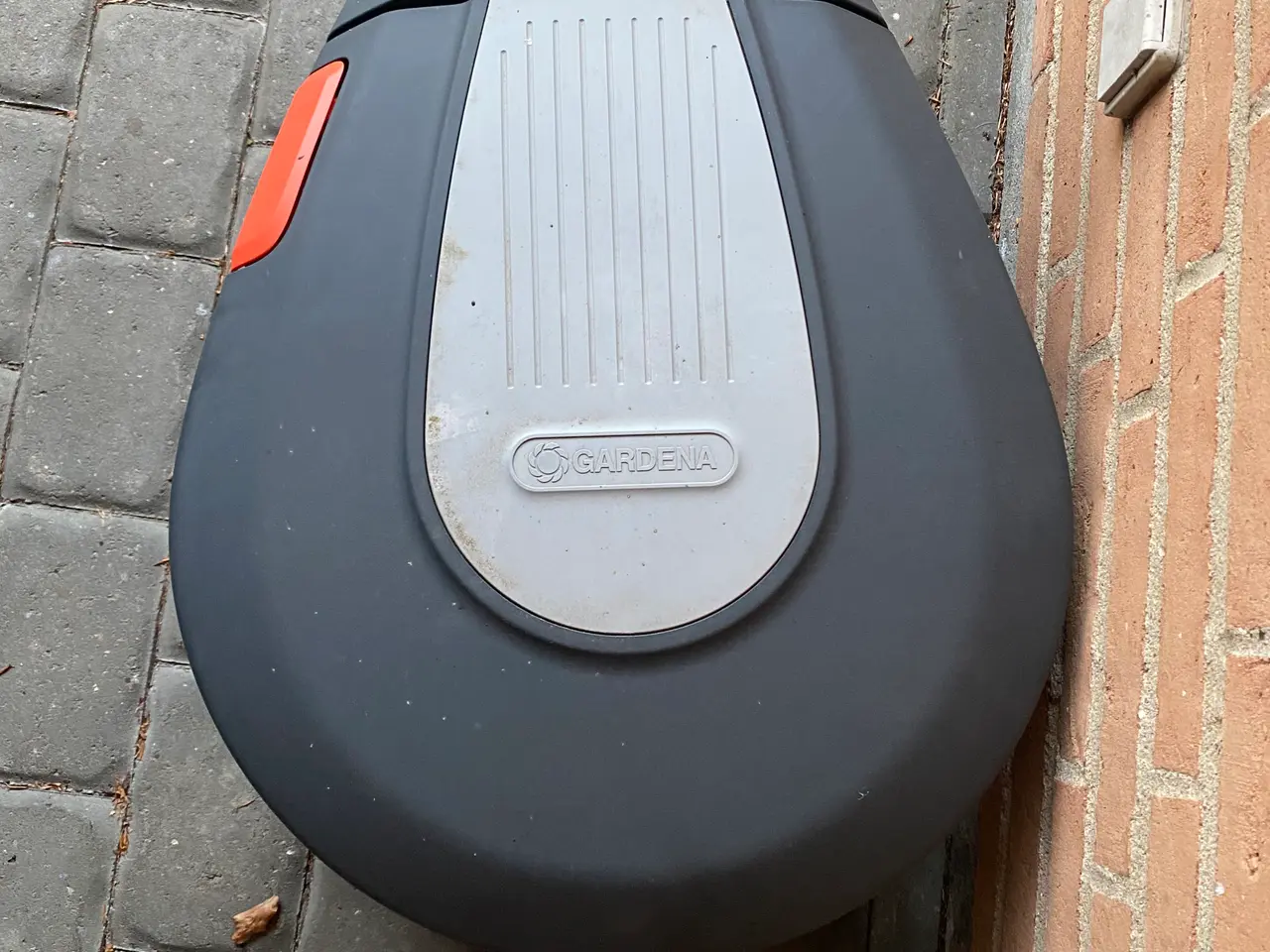 Billede 2 - GARDENA ROBOT PLÆNEKLIPPER