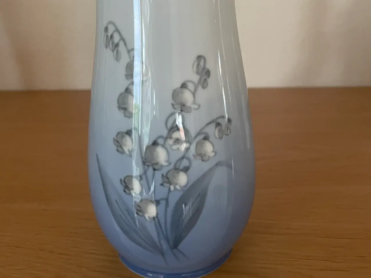 Billede 1 - Bing og Grøndal vase med Liljekonval