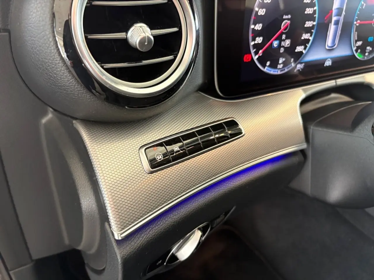 Billede 8 - Mercedes E300 de 2,0 Avantgarde stc. aut.