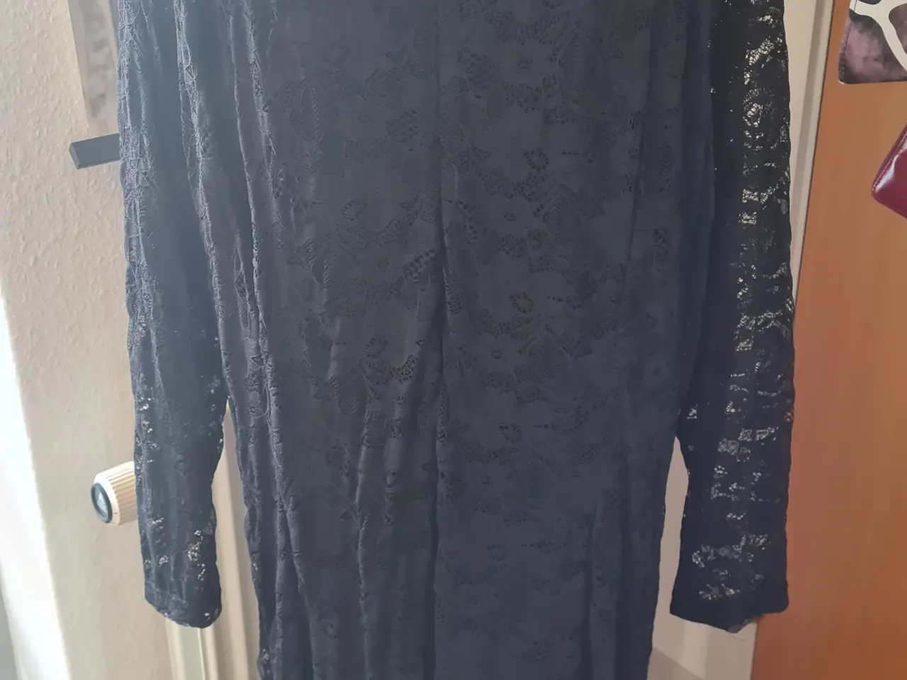 Billede 3 - Zizzi Ny sort blonde kjole str xl 54 