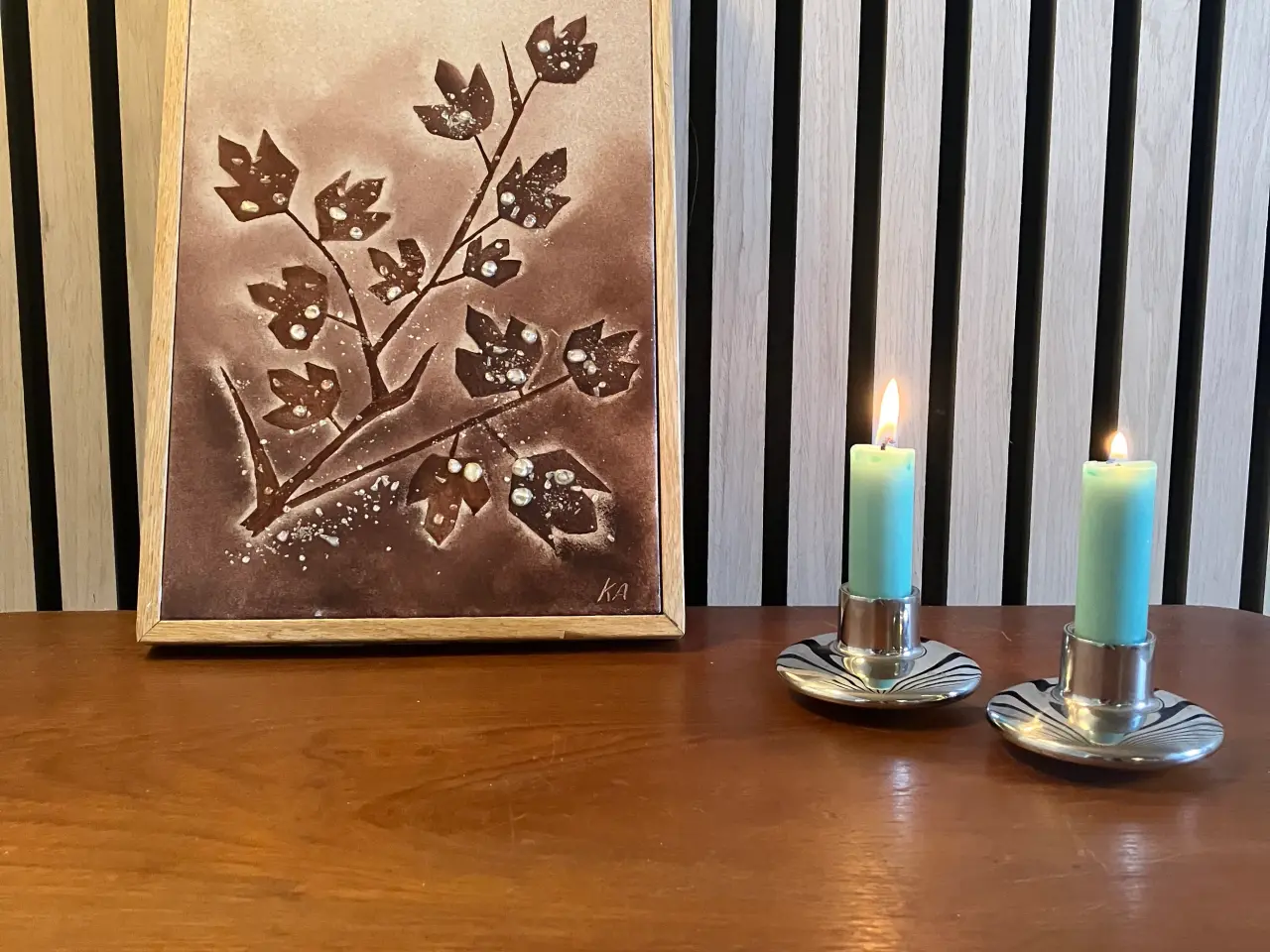 Billede 1 - Rigtig flot vægrelief med blad motiv.