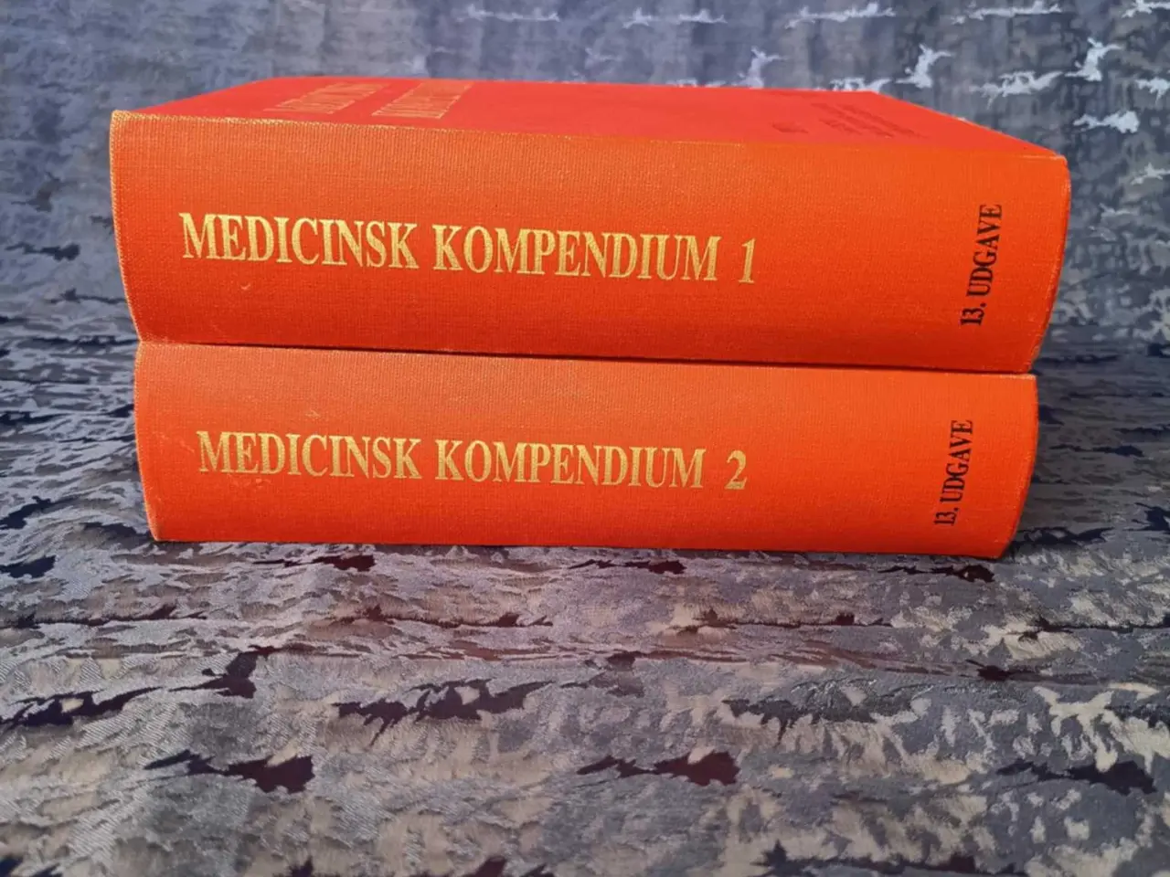 Billede 4 - Medicinske Kompendium 1 og 2 