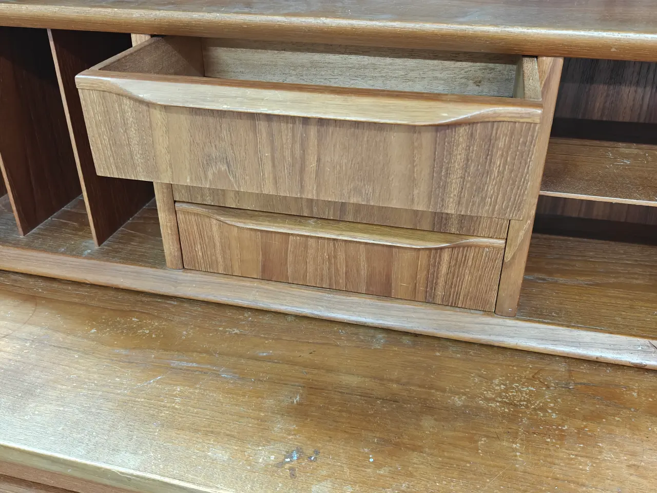 Billede 3 - Teak træ kommode