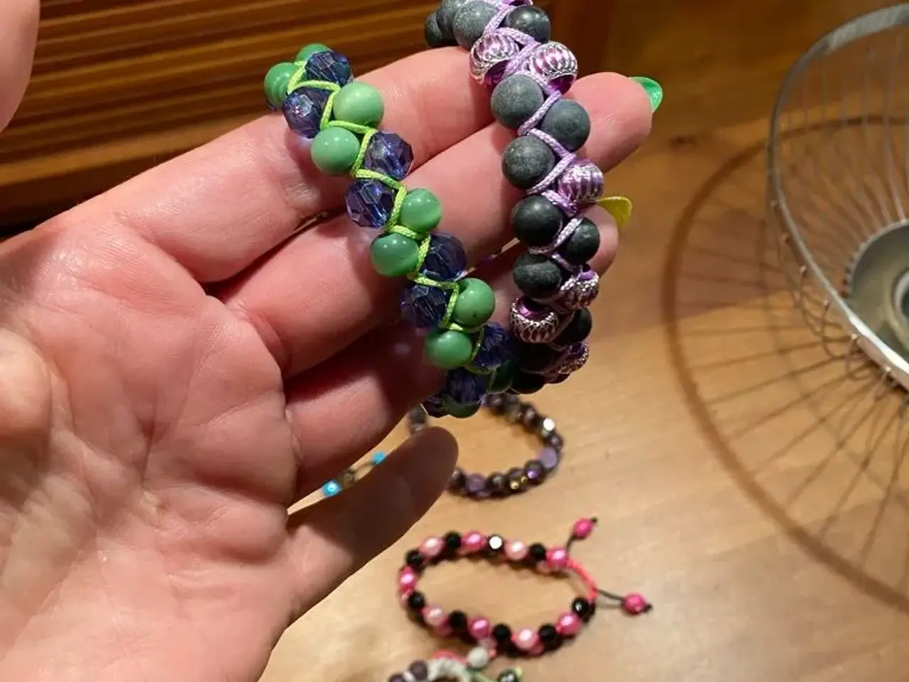 Billede 2 - Nye knyttede armbånd