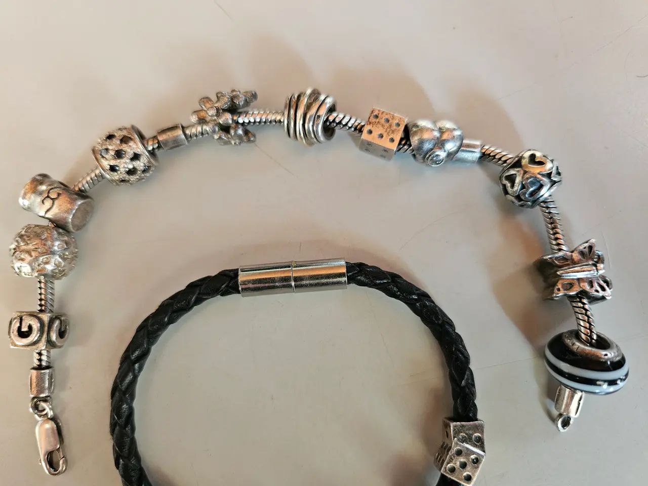 Billede 2 - Pandora armbånd 