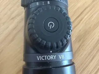 Zeiss V8 1.1-8x30 drivjagt optik