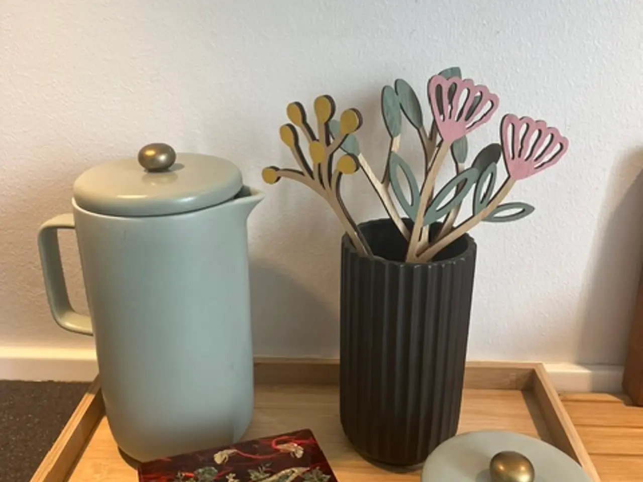 Billede 1 - Klassisk sort Lyngby vase højde 15,5 cm
