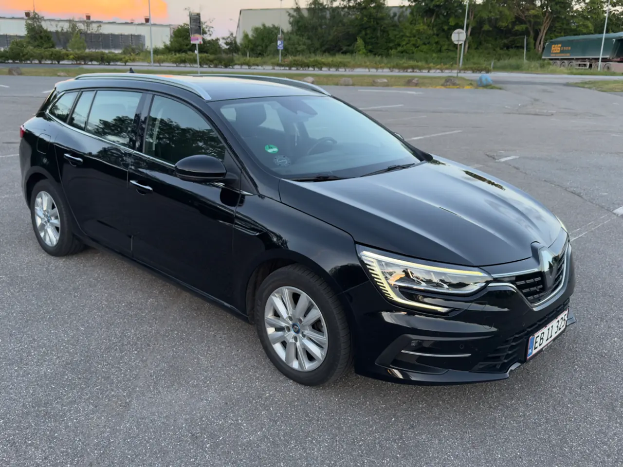 Billede 3 - Renault Megane IV 1,6 E-Tech Zen Sport Tourer