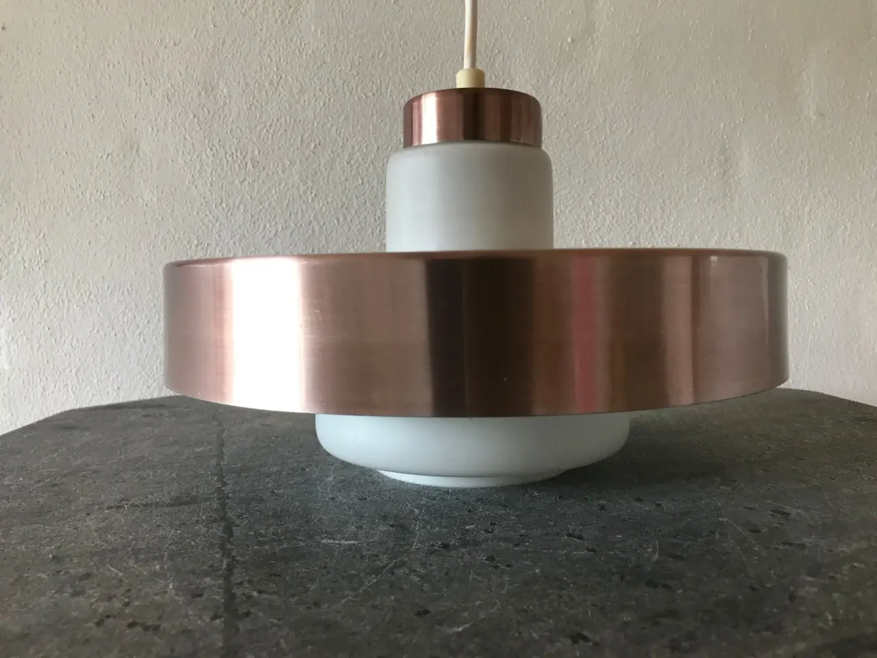 Billede 3 - Retro pendel rosa metal/rose gold og opalglas
