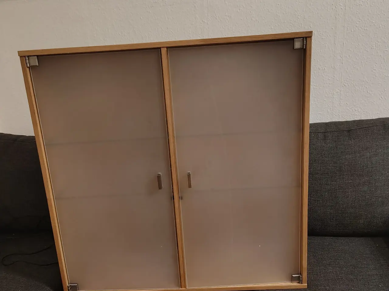 Billede 4 - Hængende glas/Vitrineskab med LED lys i 