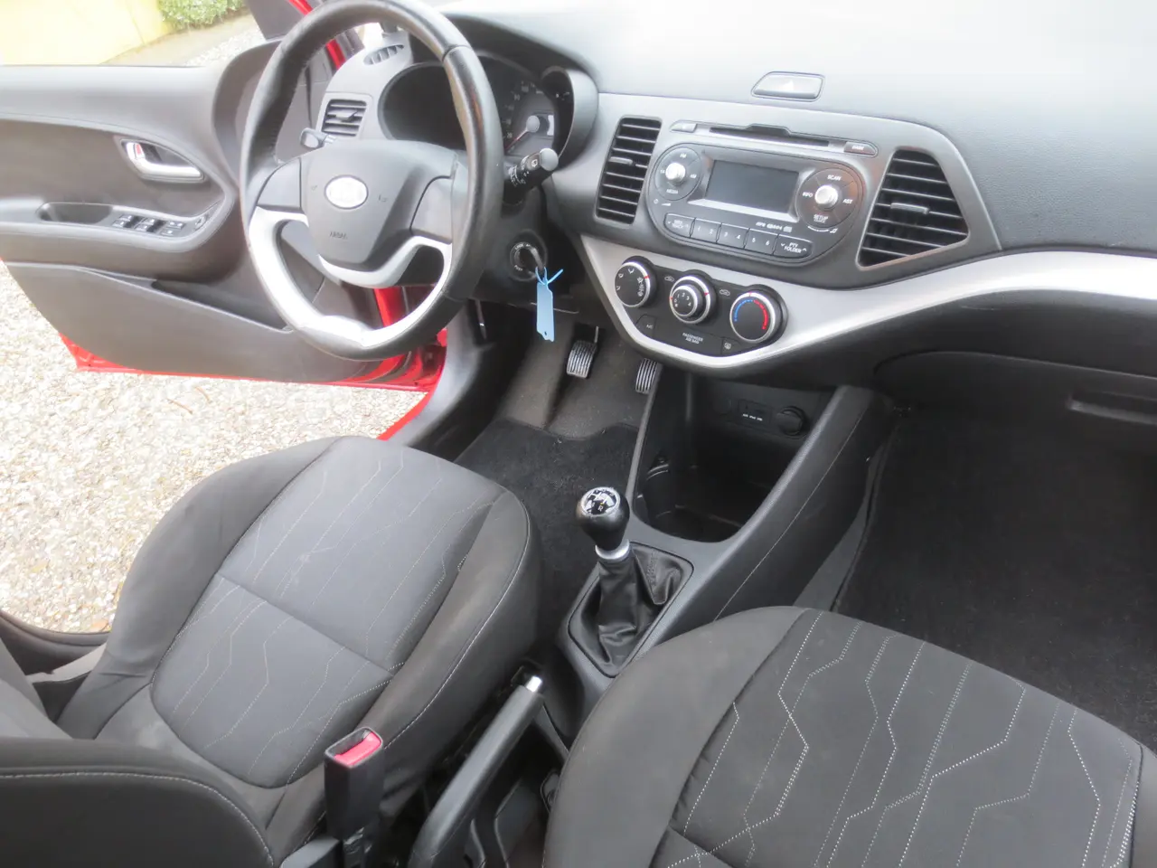 Billede 18 - Pæn Kia Picanto 1.0 i Synet i 26 M/træk.