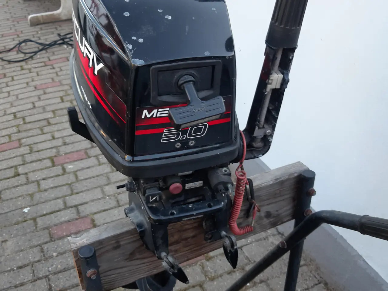 Billede 2 - Påhængsmotor 5 HK (Mercury) + vogn