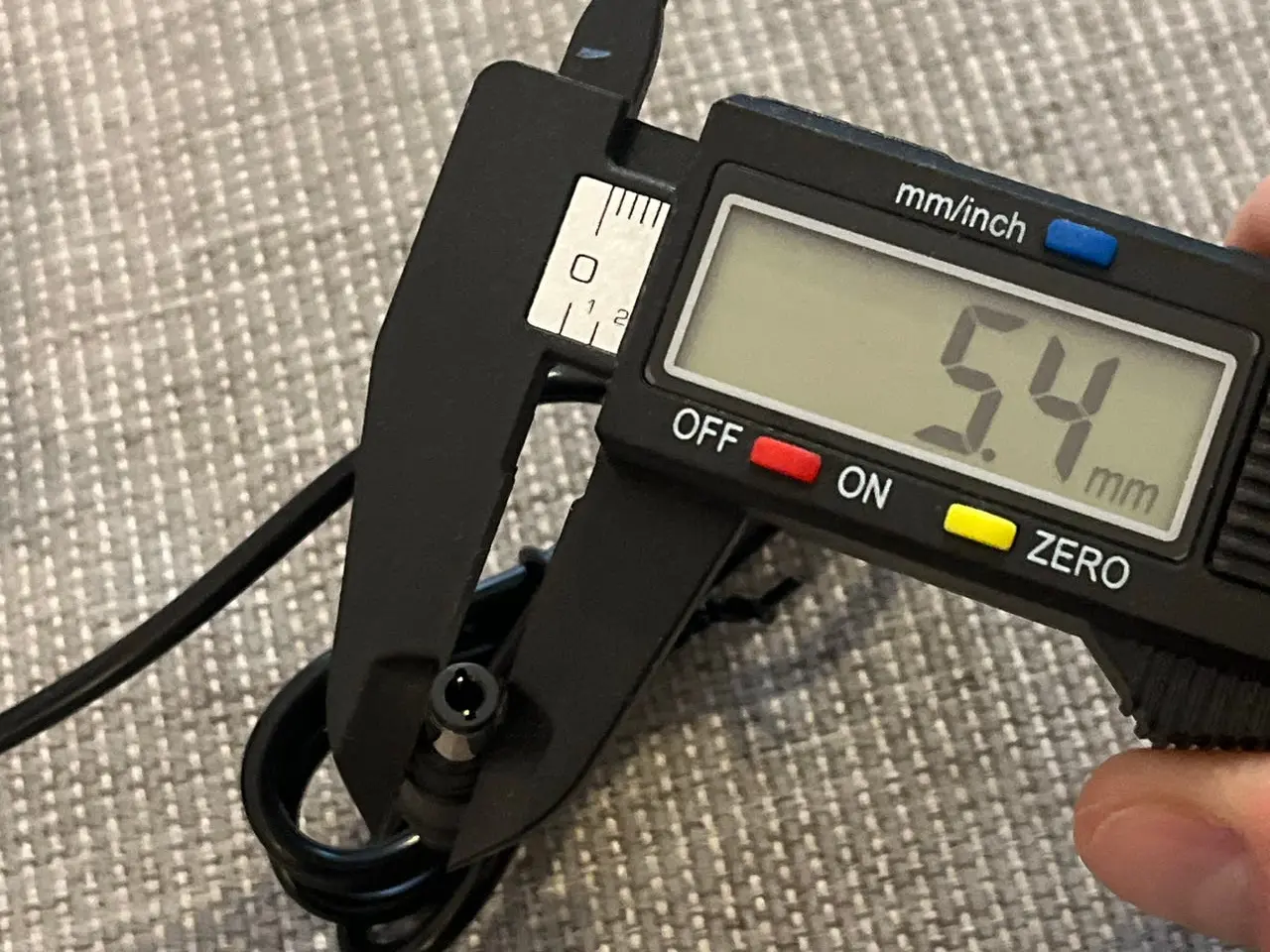 Billede 4 - Strømforsyning 18V 1A, 5,4 mm stik
