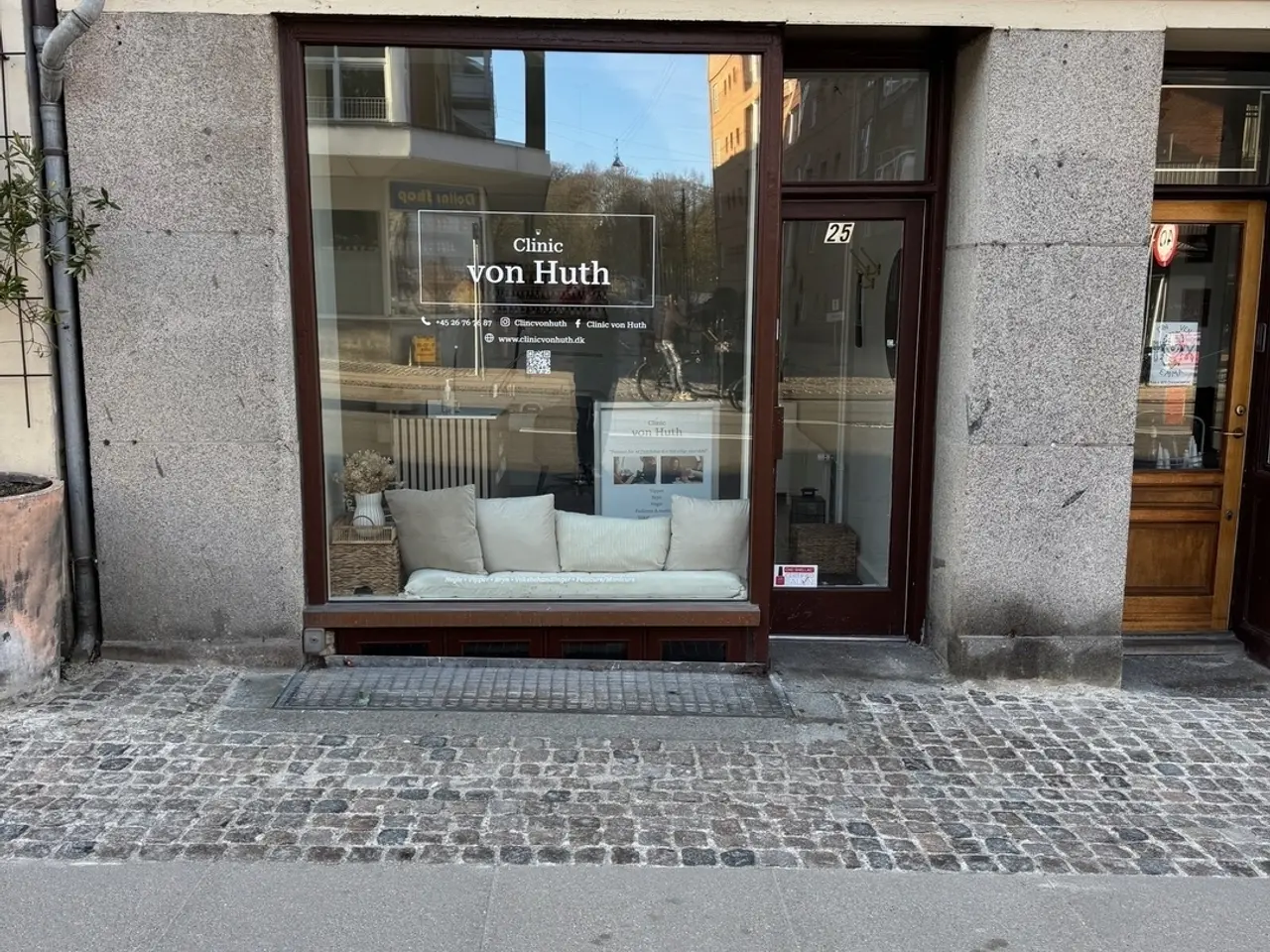 Billede 1 - Butikslokale til leje i Valby Langgade 25, 42 m2