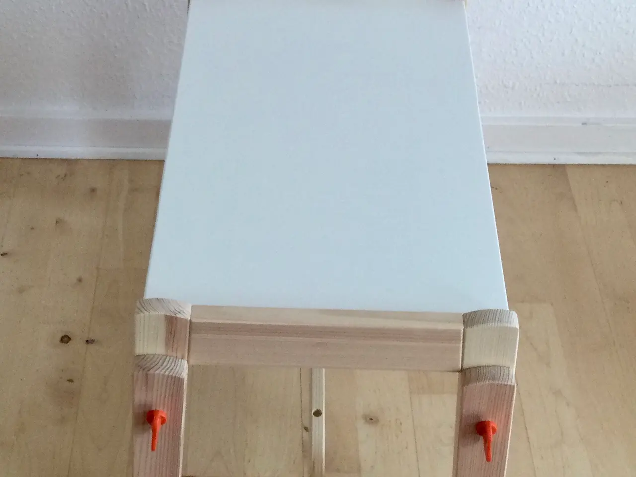 Billede 4 - Sidebord / sengebord / sofabord / børnebord