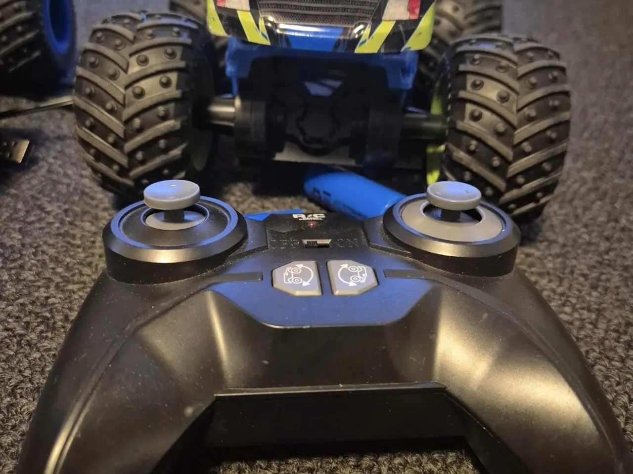 Billede 2 - Fjernstyret monster truck bil