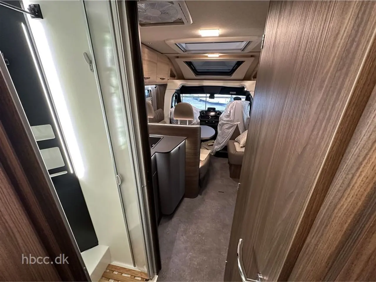 Billede 9 - 2026 - Euramobil Profila T726 EB Eura Mobil Profila T 726 EB – Premium autocamper på Mercedes med komplet Mondial-udstyr
