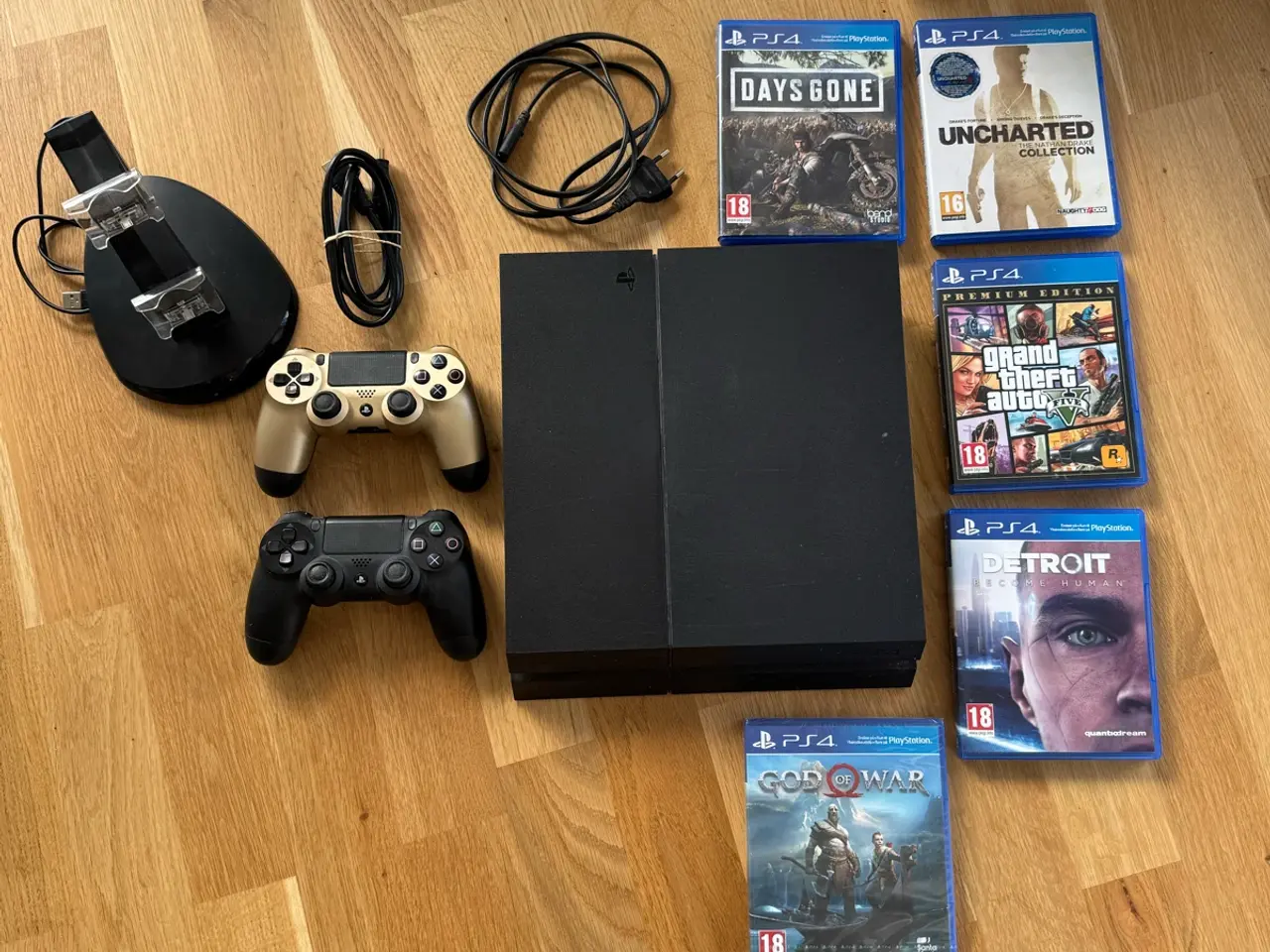 Billede 1 - PlayStation 4 – komplet pakke